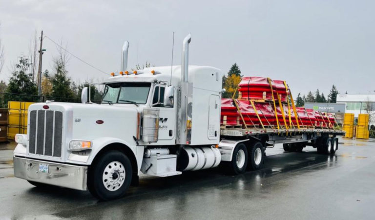 cross-border trucking services in Calgary